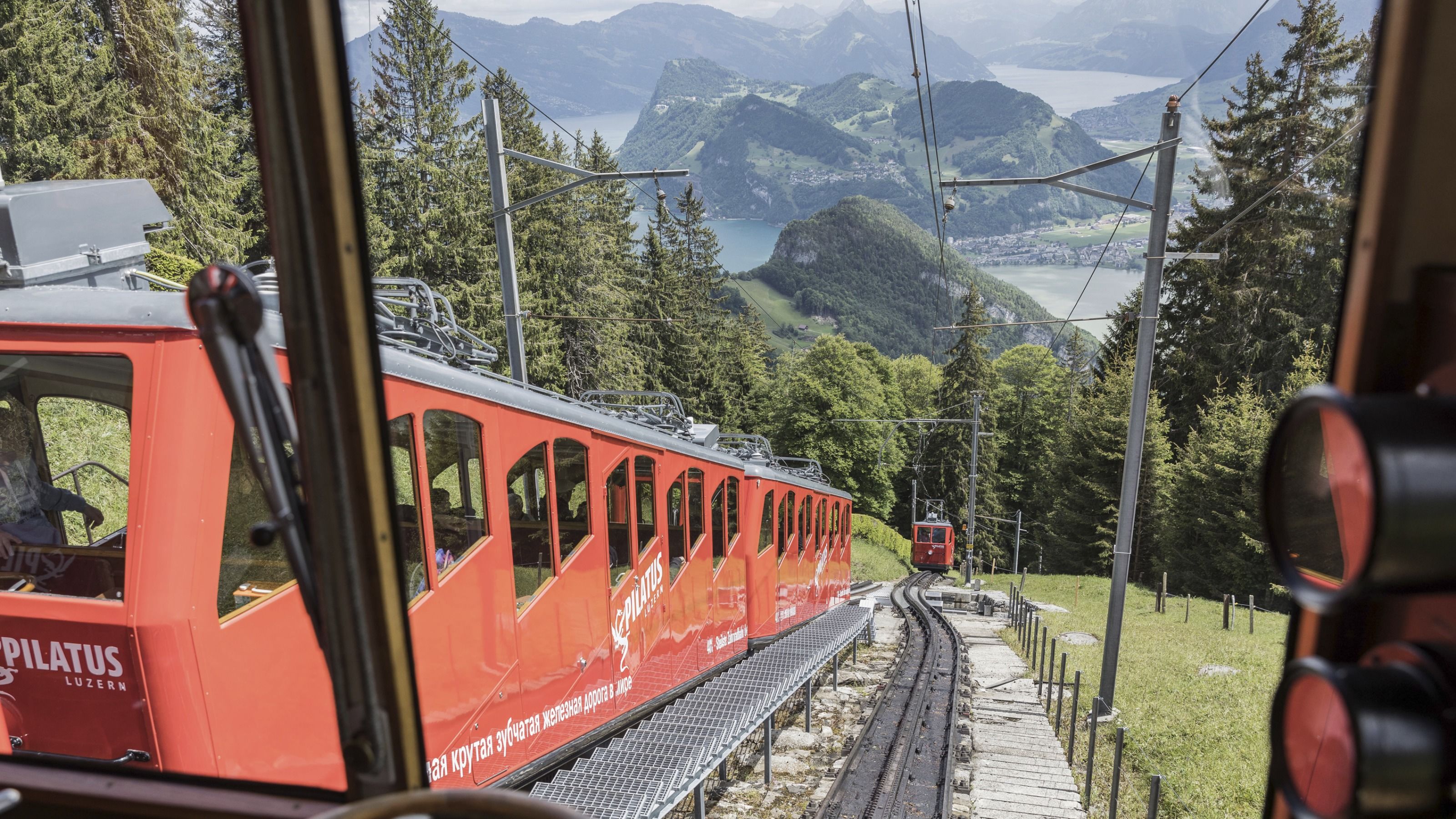 Mount Pilatus Cogwheel Train and Cable Car Suiza Turismo